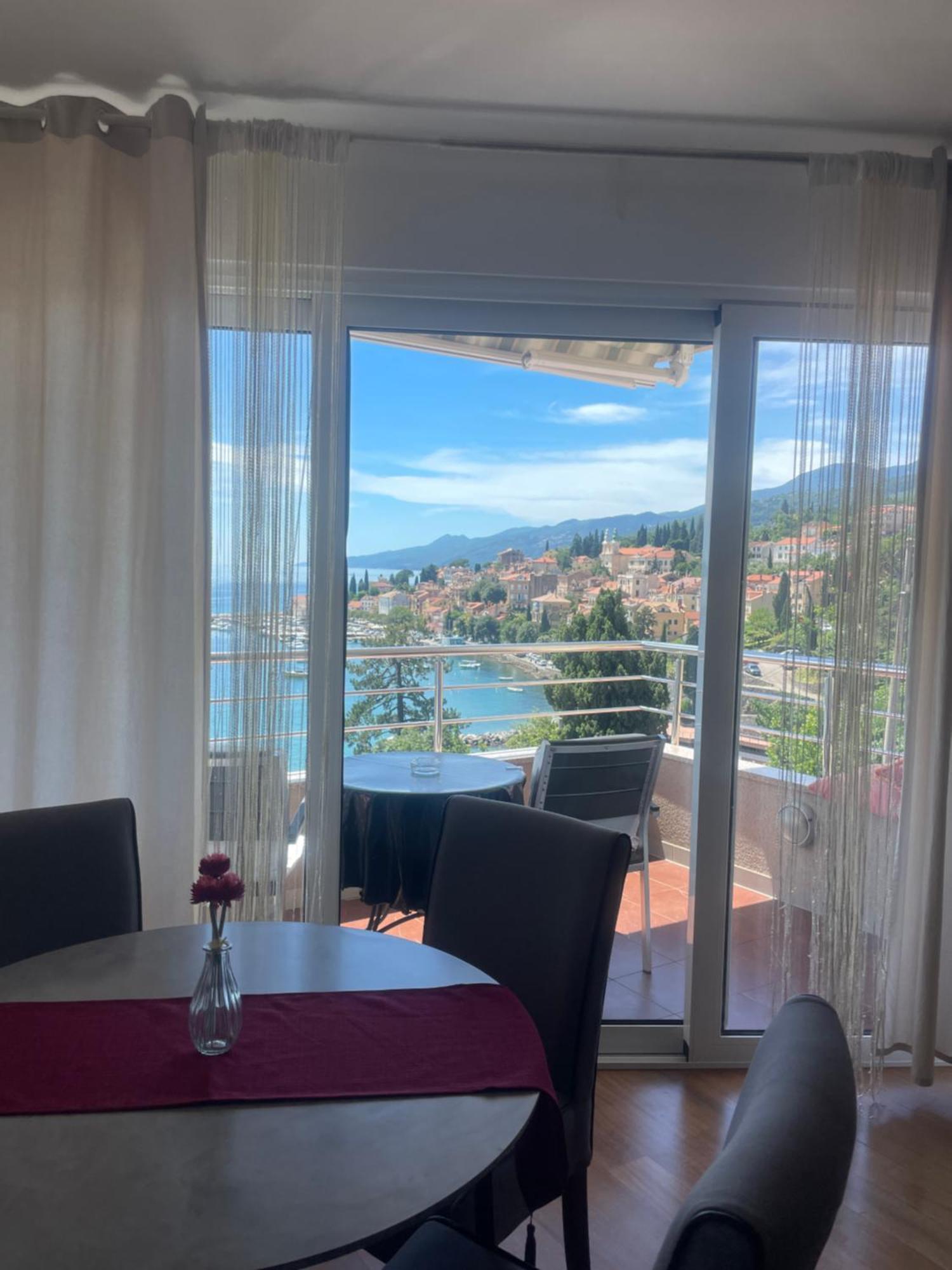 Apartments Villa Dinka Опатия Экстерьер фото